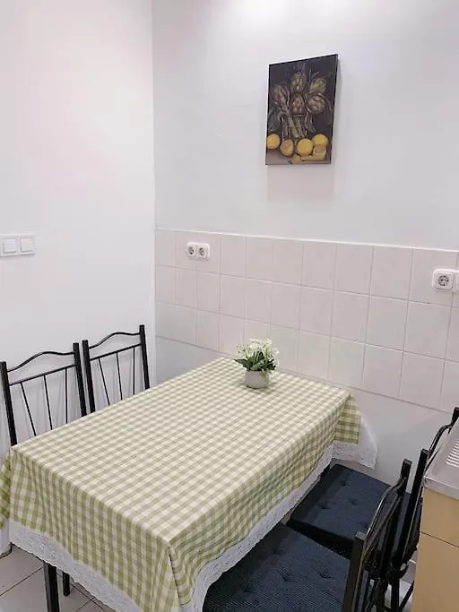 C Downtown Cozy Family Loft Apartment Budapest 0*,